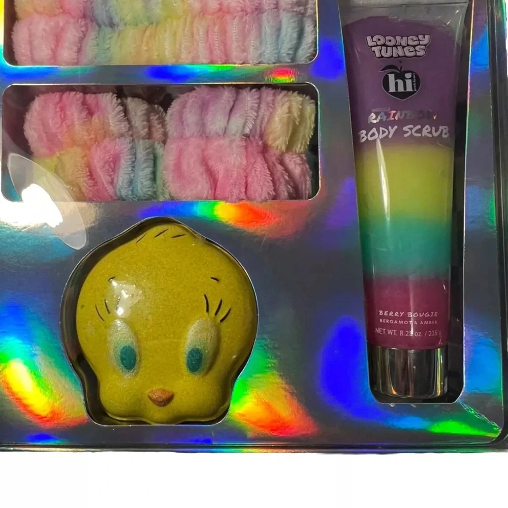 Hi Peach Layne X‎ Looney Tunes Spa Box Tweety Set Limited Edition Body Scrub New